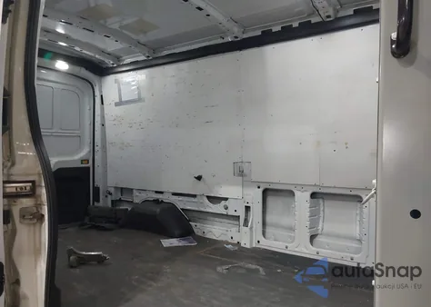 2018 Ford Transit-250 z USA, uszkodzony, nr VIN 1FTYR2CM0JKA94910